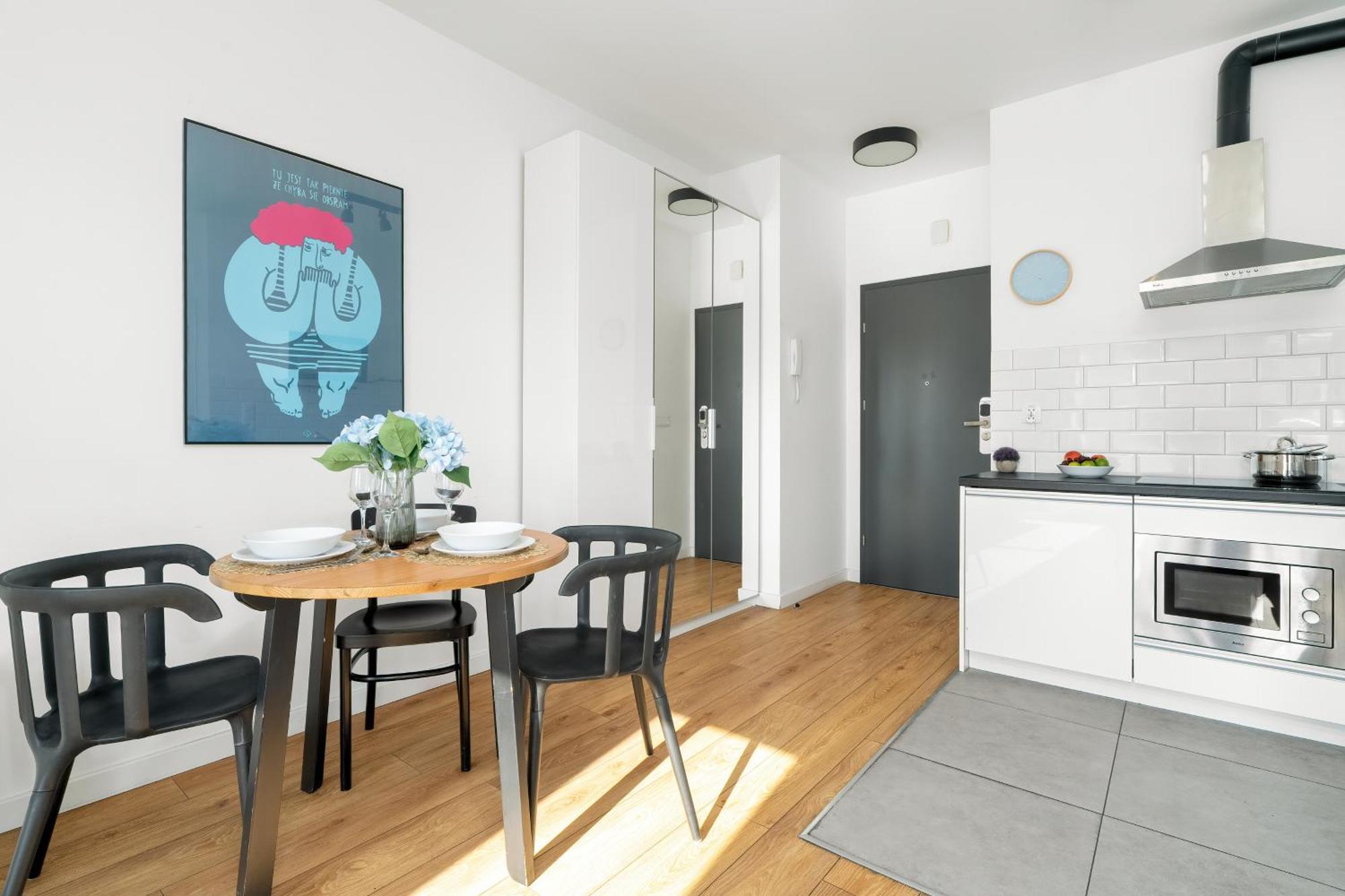 Klimatyczne I Nowoczesne Studio Very Berry W Poznaniu By Noclegi Renters Ngoại thất bức ảnh
